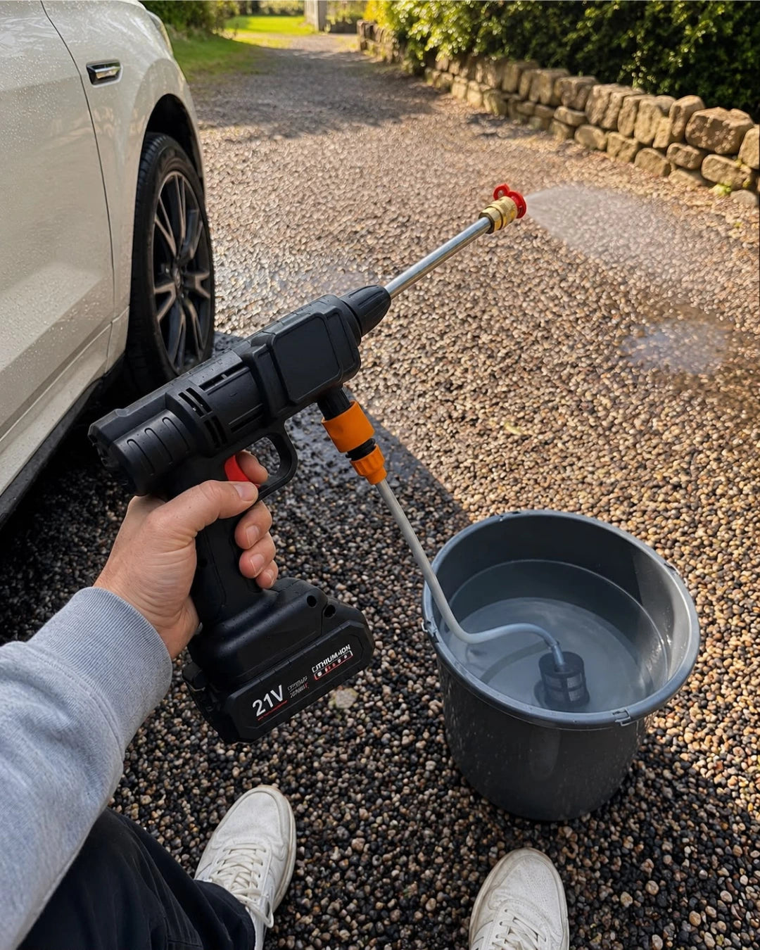 Jetra™️- Cordless Pressure Washer